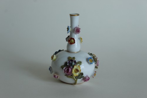 Meissen miniaturvase knaufzeit - meissen,